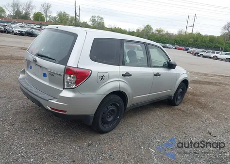 2010 Subaru Forester 2.5X из США, поврежденный, VIN JF2SH6AC0AG740011